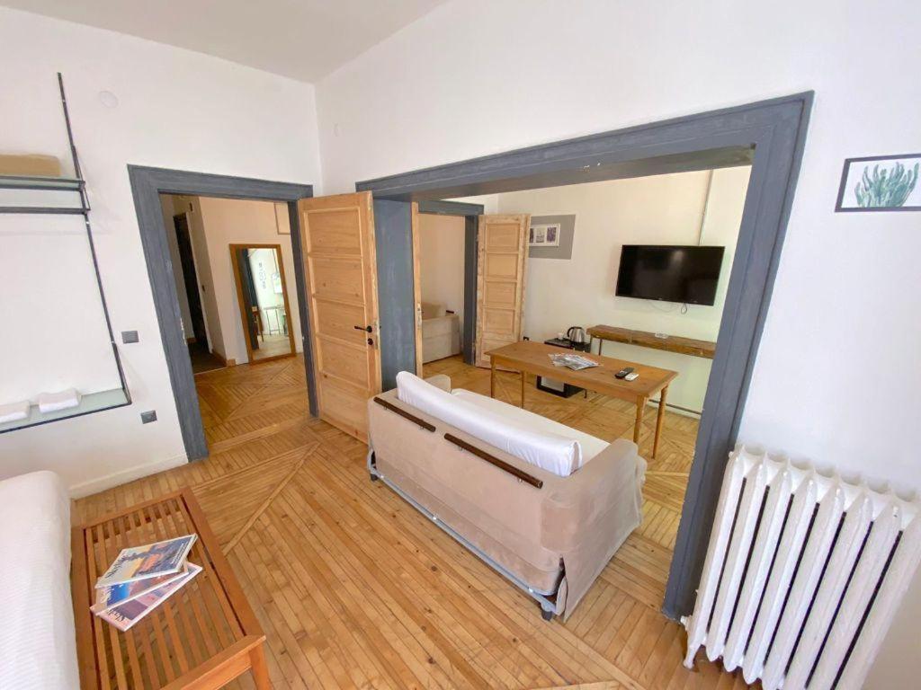 Pera Tunnel Hotel Istanbul Exterior photo